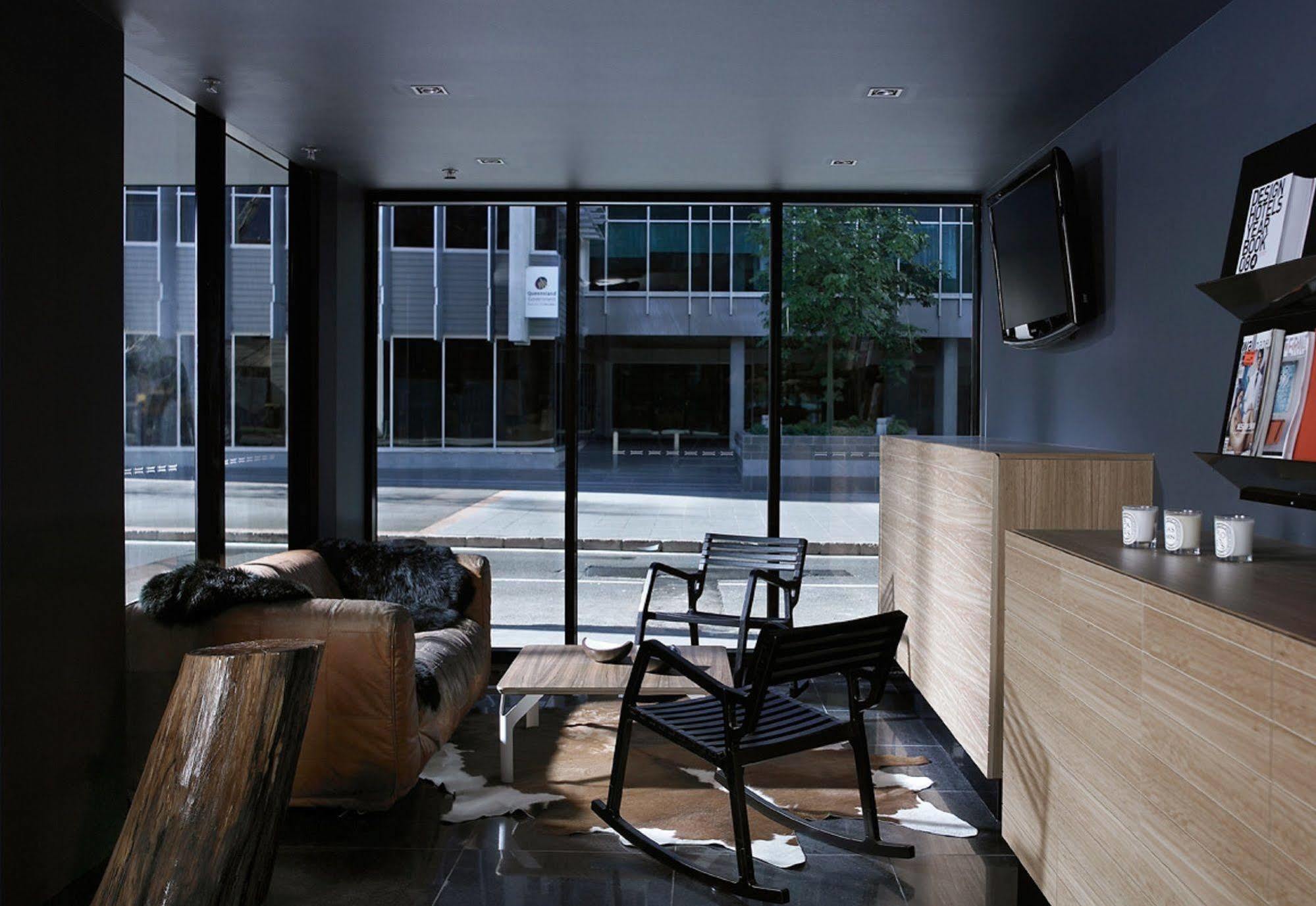 Lylo Brisbane Hostel Exterior photo